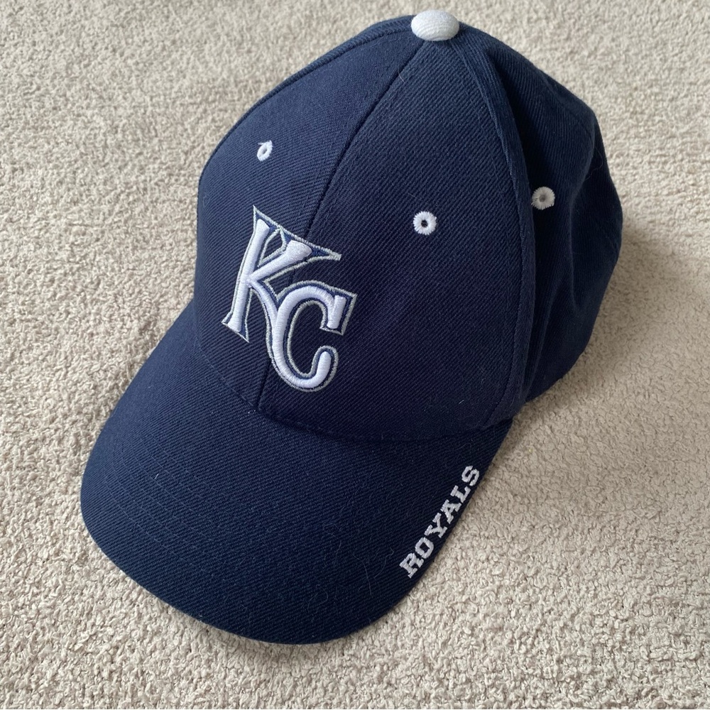 Vintage KC Kansas City Royals Navy 2002 season ticket holder hat